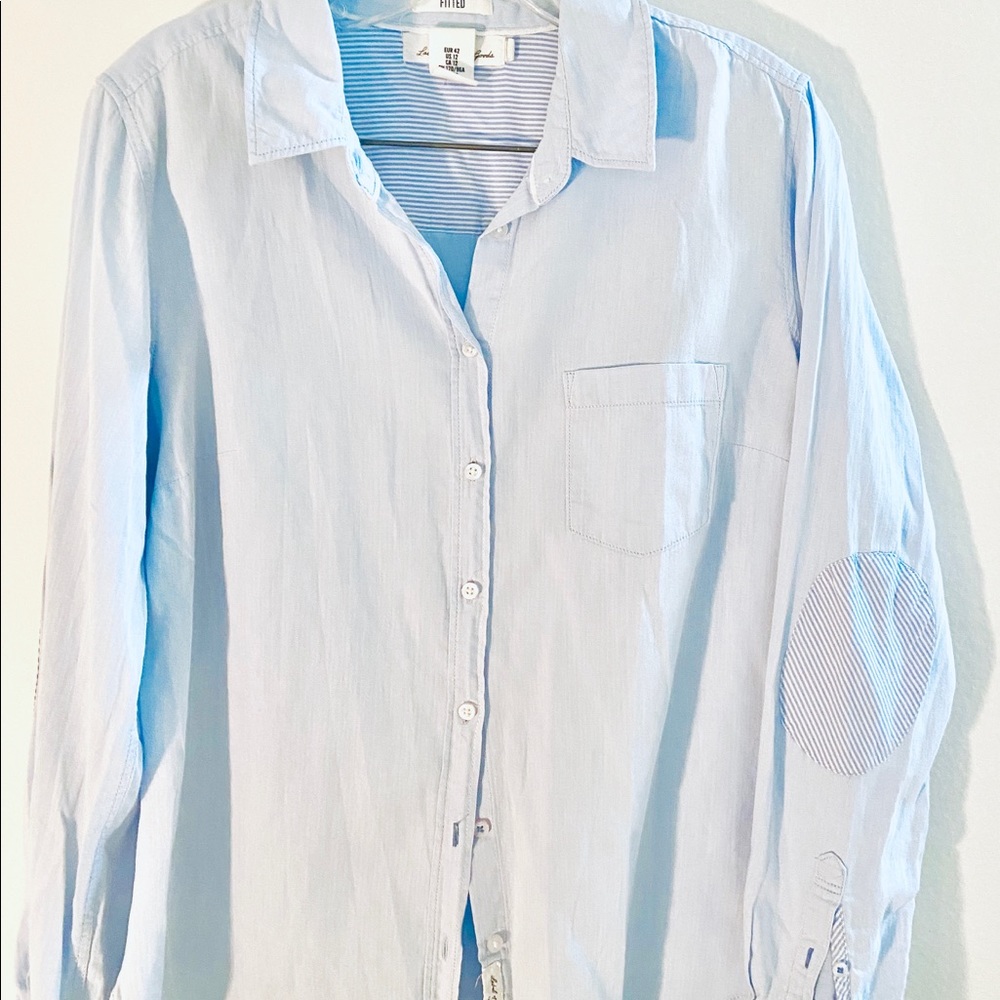 H&M blue Button down shirt
